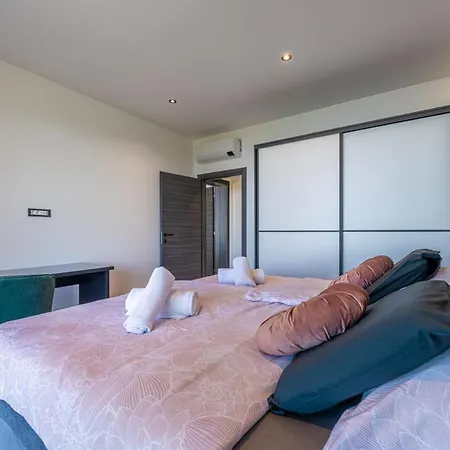 Vila Ziganto With A View Of The Kvarner Bay *