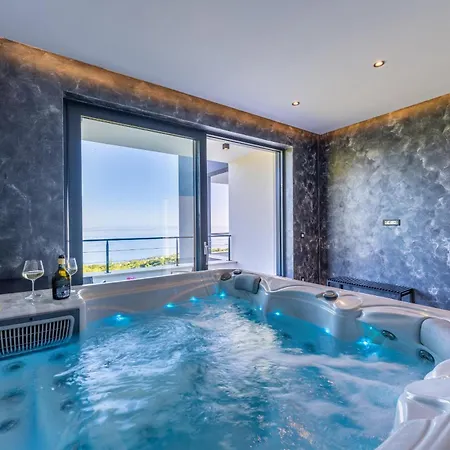 Villa Ziganto With A View Of The Kvarner Bay Opatija