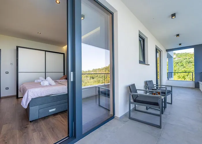 Ziganto With A View Of The Kvarner Bay וילה