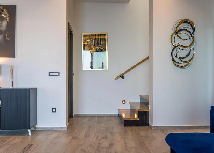 Ziganto With A View Of The Kvarner Bay 오파티아