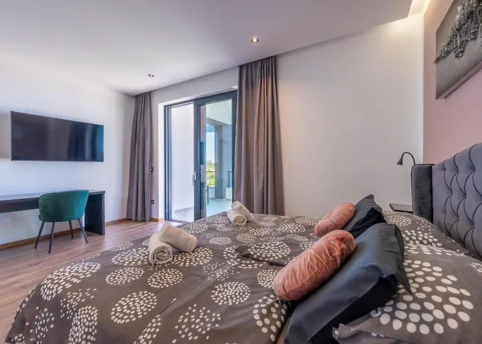 Ziganto With A View Of The Kvarner Bay