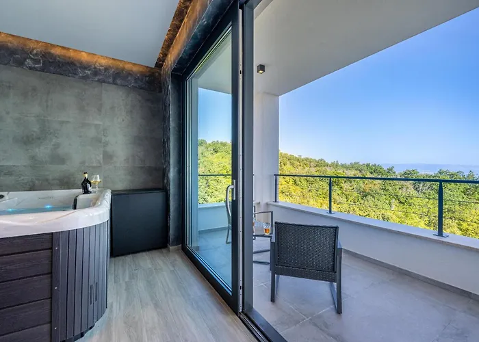 Ziganto With A View Of The Kvarner Bay וילה