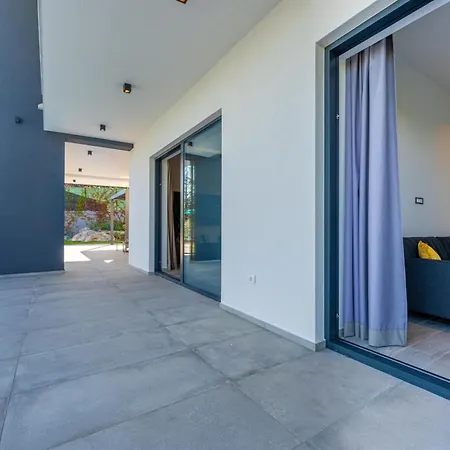 Ziganto With A View Of The Kvarner Bay *