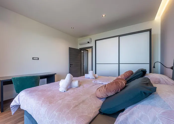 Villa Ziganto With A View Of The Kvarner Bay *