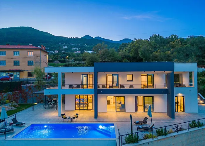 Villa Ziganto With A View Of The Kvarner Bay Opatija