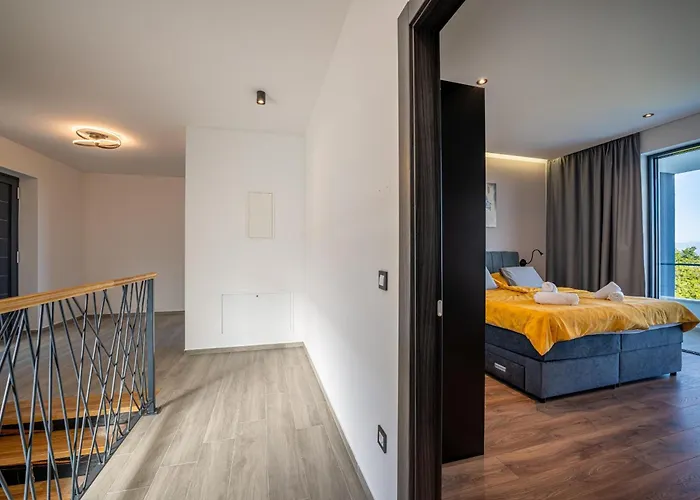 Ziganto With A View Of The Kvarner Bay *