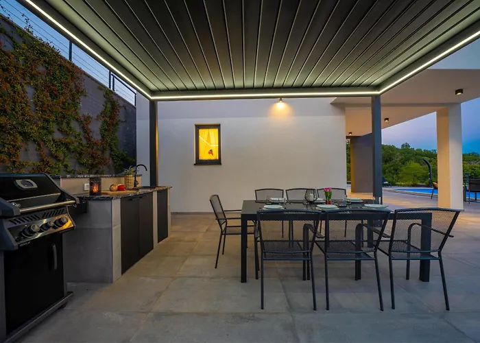 Villa Ziganto With A View Of The Kvarner Bay